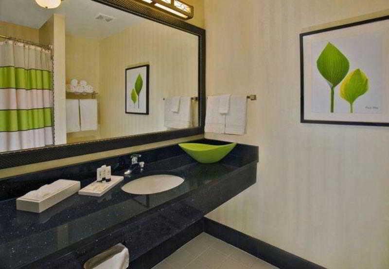 Fairfield Inn & Suites By Marriott Oklahoma City Nw Expressway/Warr Acres מראה חיצוני תמונה
